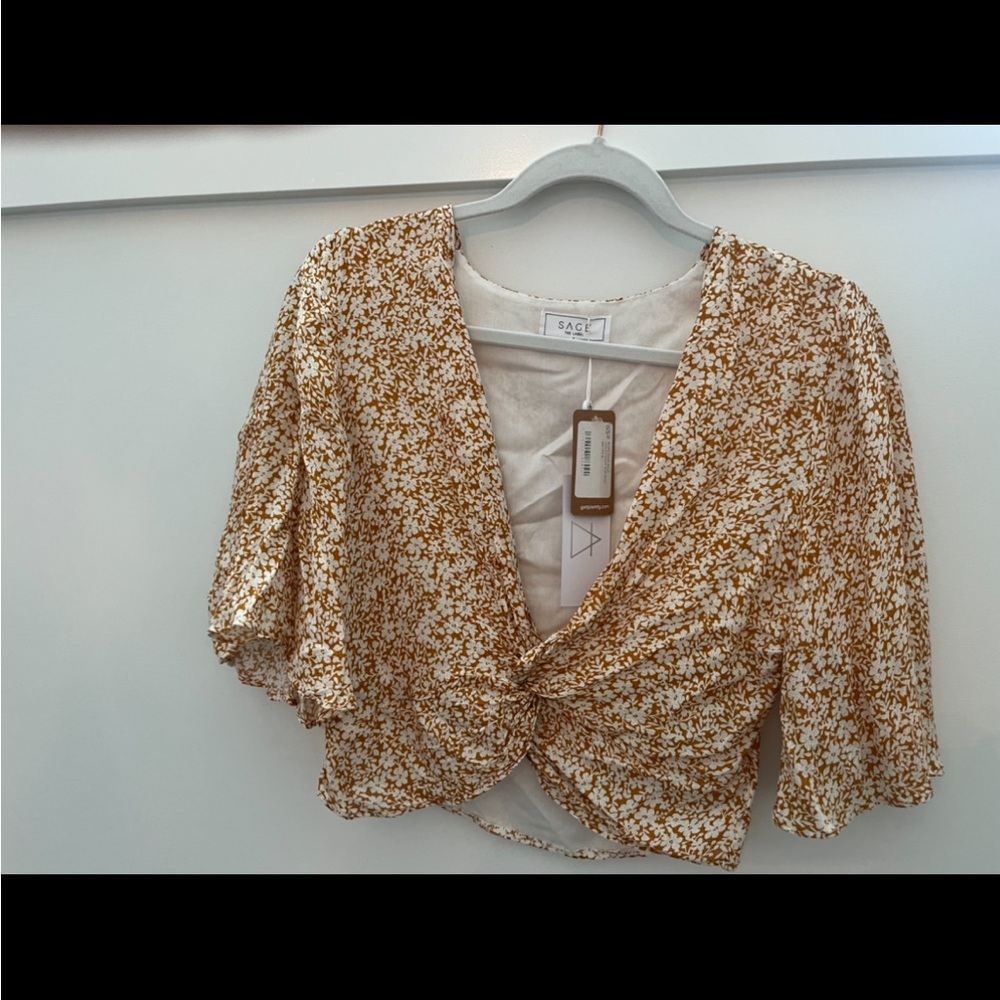 Sage crop blouse